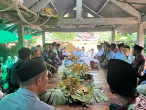 Unik, Bertepatan Dengan 1 Muharram Warga Desa Srikandang Bangsri Jepara Gelar Tradisi Manganan Pager Gesek