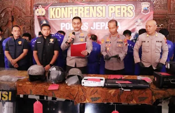 Polisi Berhasil Mengamankan Pelaku Kerusuhan Usai Aksi Damai Di Jepara