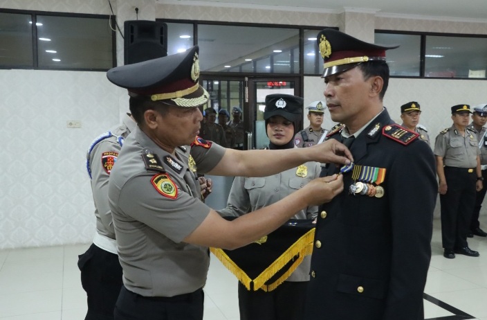 Polres Jepara Gelar Upacara Penganugerahan Tanda Kehormatan Satyalencana Pengabdian
