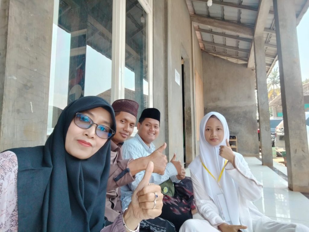 Kisah Rosya Remaja Asal Desa Sekuro Calon Siswi MAN 1 Bawu Jepara, Semangat Raih Pendidikan Meski Diuji Kehidupan