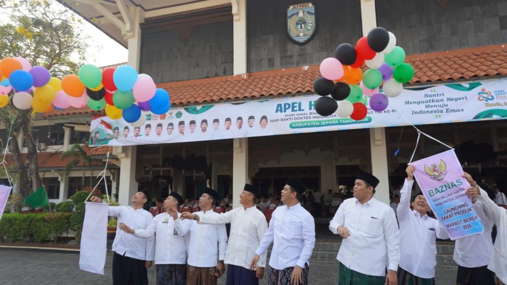 Witiarso Utomo Hadiri Peringatan Hari Santri di Jepara, Santri Menguatkan Negeri Menuju Indonesia Emas