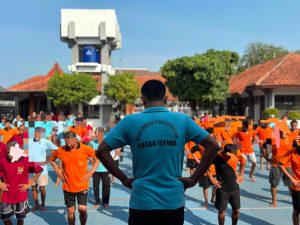 Jumat Sehat Penuh Semangat, Rutan Jepara Gelar Senam Pagi dan Lomba Yel-Yel Antar Kamar Warga Binaan