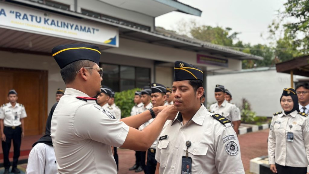 Kepala Rutan Jepara Gelar Apel Penyematan Tanda Pangkat, Teguhkan Profesionalisme dan Dedikasi Pegawai